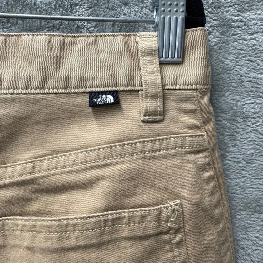 The North Face Mens Chino Pants Tan Khaki Stretch Straight Leg 32 Long